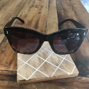Steve Madden Tortoise Sunglasses